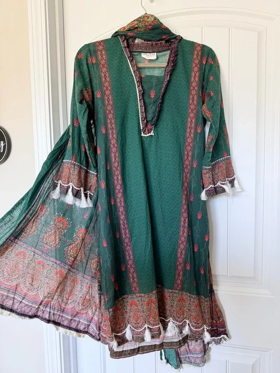 Summer 2pc Suit/pakistani. Make Bundle, Save 💰. - Picture 1 of 4